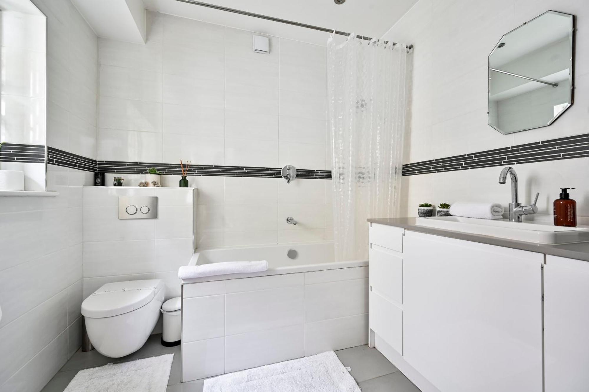 Апартаменти Magnificent 2 Bed Hyde Park Mews House Лондон Екстер'єр фото