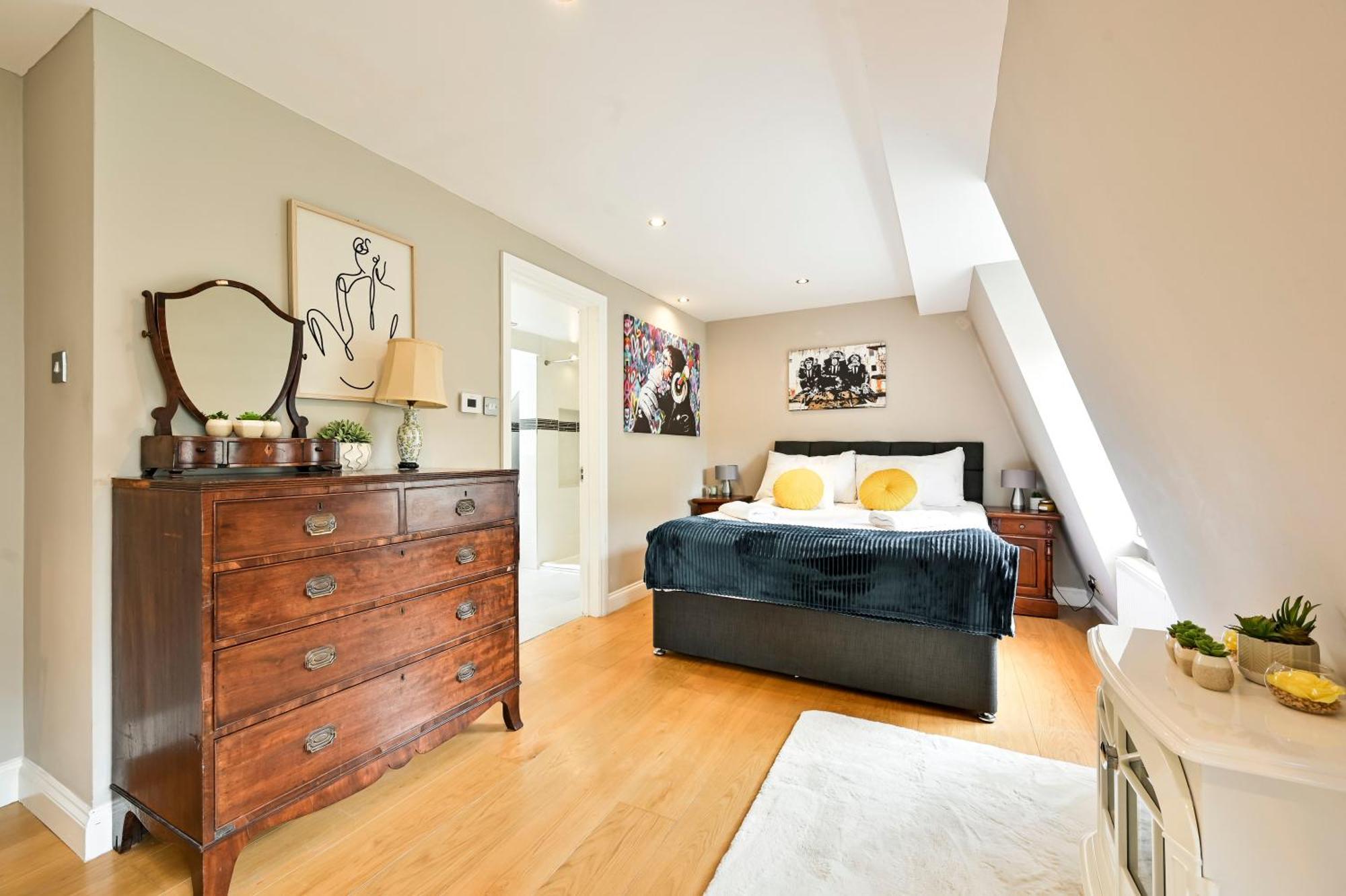 Апартаменти Magnificent 2 Bed Hyde Park Mews House Лондон Екстер'єр фото