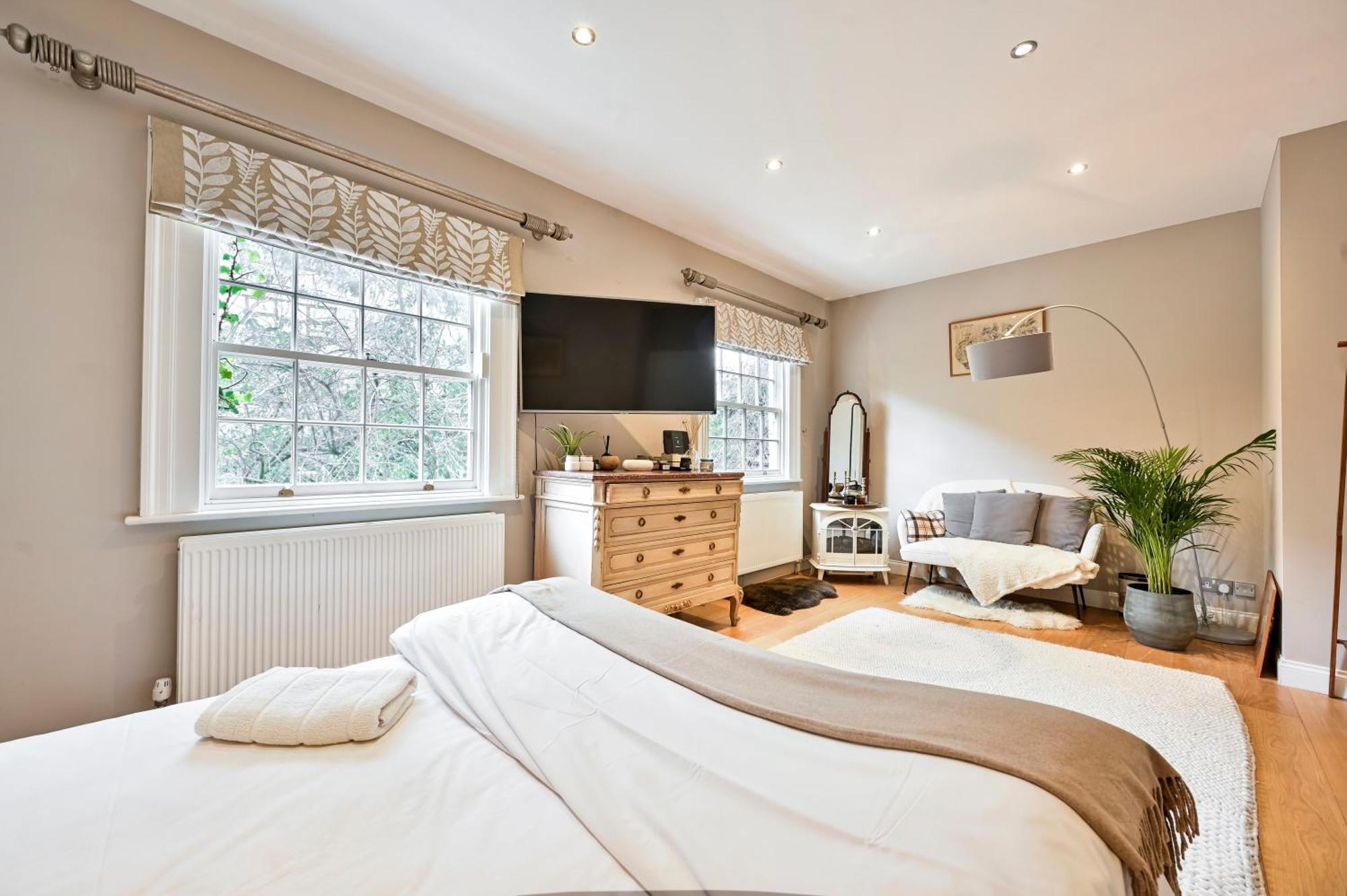 Апартаменти Magnificent 2 Bed Hyde Park Mews House Лондон Екстер'єр фото