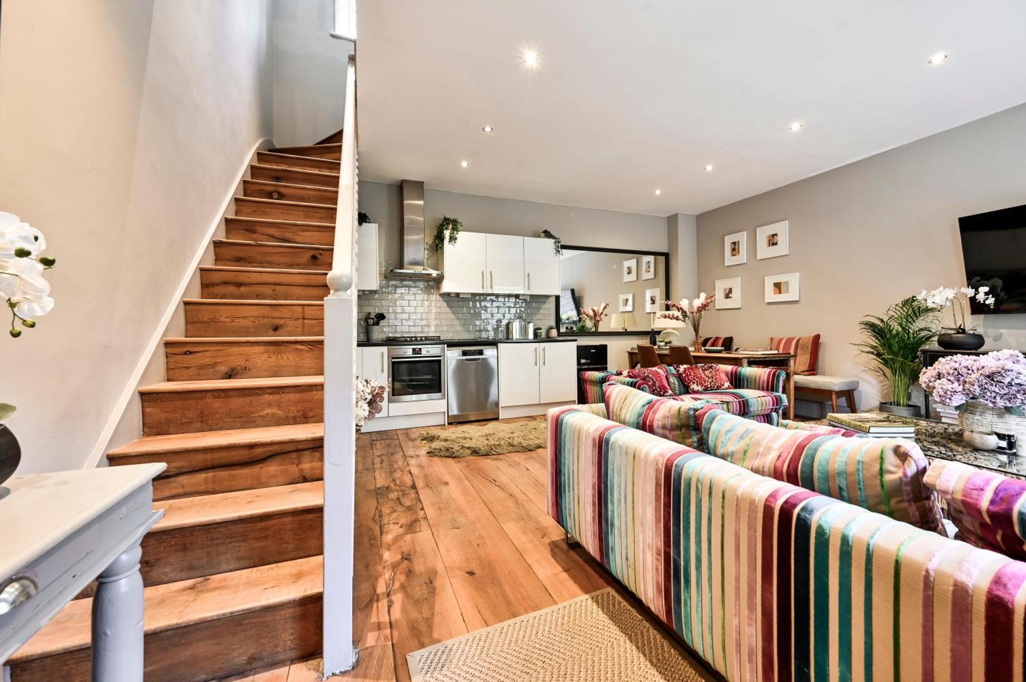Апартаменти Magnificent 2 Bed Hyde Park Mews House Лондон Екстер'єр фото