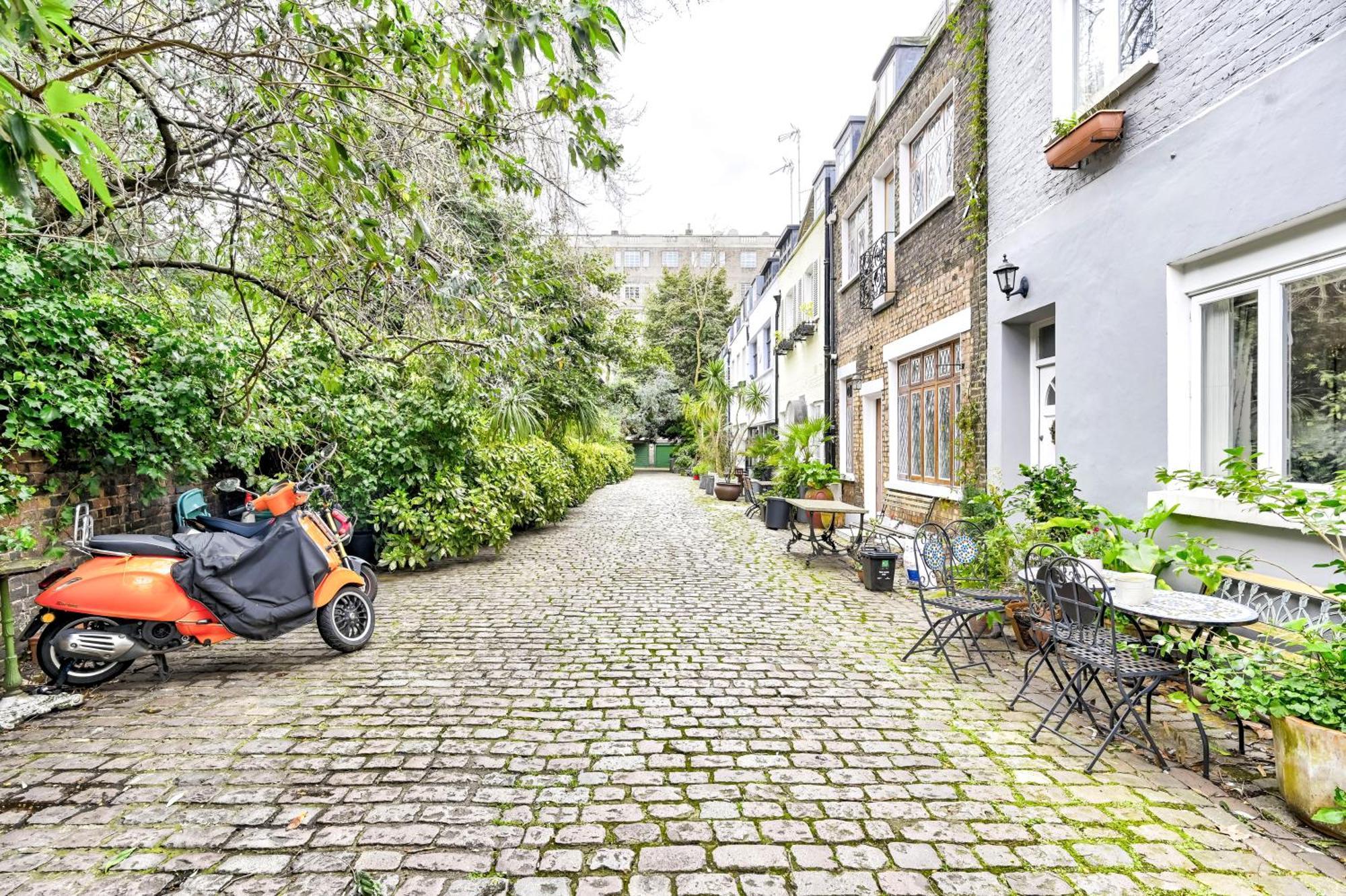 Апартаменти Magnificent 2 Bed Hyde Park Mews House Лондон Екстер'єр фото